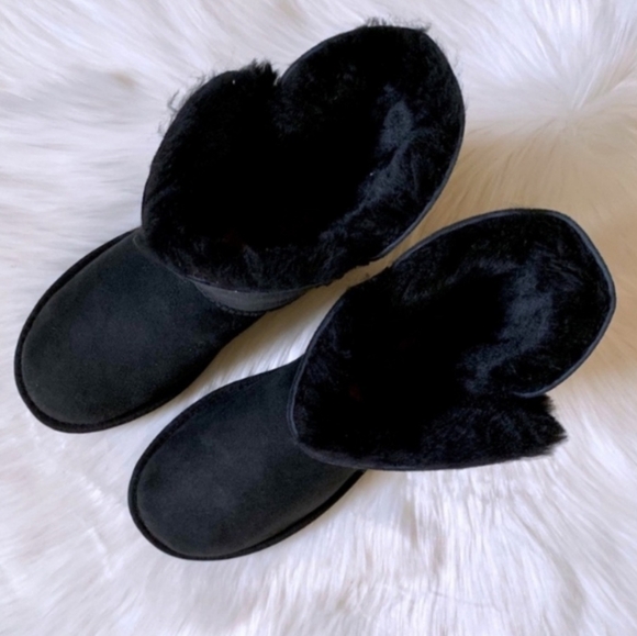 NWT Women's UGG Bailey Button II Boots NO BOX - Picture 5 of 9